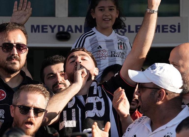 İstanbula gelen Orkun Kökçüden ilk sözler: Çocukluktan beri hayalini kurduğum Beşiktaşıma transfer oldum