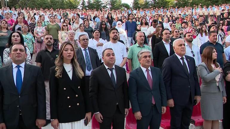 Baküde Milli Basının 150. yılı törenle kutlandı | Azerbaycandan Fulya Öztürke ödül
