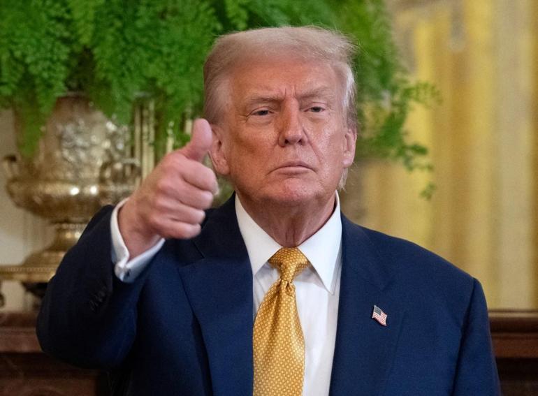 Trump, en büyük anlaşma diyerek duyurdu 550 milyar dolarlık imza...