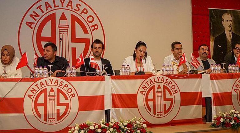 6880ef253129374d52b22b85 Antalyaspor, transfer müjdesini verdi