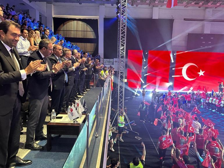 68833c5d3129374d52b2318f Mehmet Kasapoğlu: Engelleri birlikte, azimle ve sporun gücüyle aşacağız