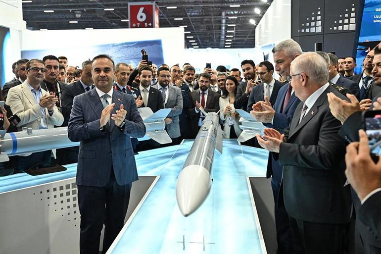 İşte Türkiyenin GÖKHAN füzesi... Bakan Kacır: Türkiye artık oyun değiştirici konumda