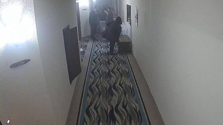  Yangında kimseyi uyarmadan kaçmışlar