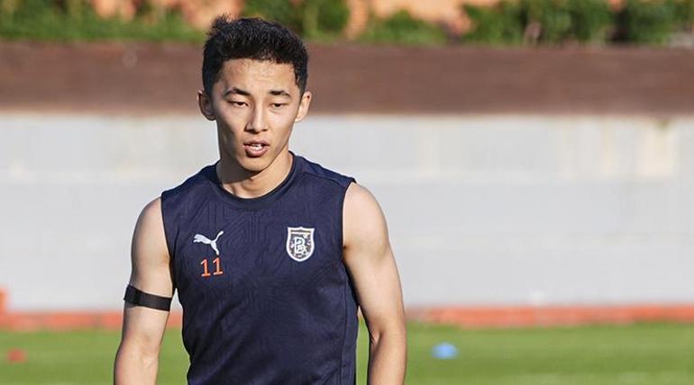Başakşehir, Özbek on numarayı transfer etti