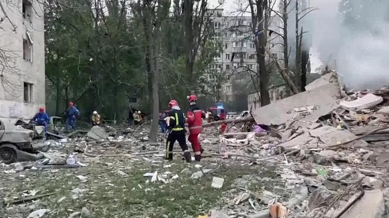 Rusyadan Kieve büyük hava saldırısı: 8 ölü, 130 yaralı