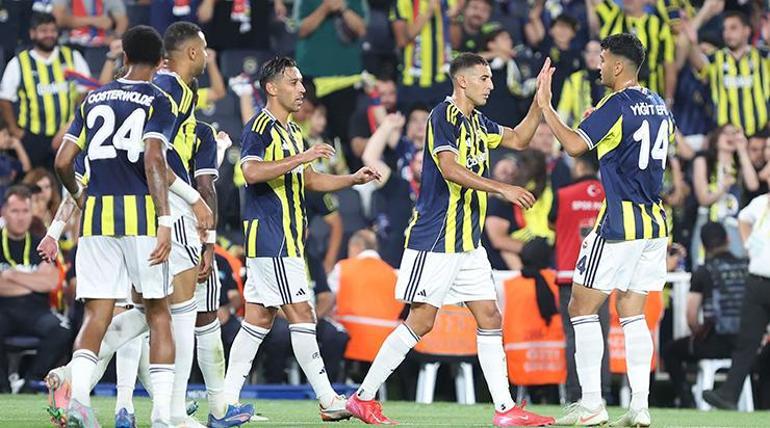 Fenerbahçe, UEFA’ ya kadroyu verdi Sürprizler var