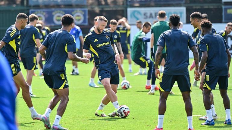 CANLI | Fenerbahçe -Feyenoord maçına doğru Mourinho’dan sürpriz karar: İşte temsilcimizin muhtemel 11i
