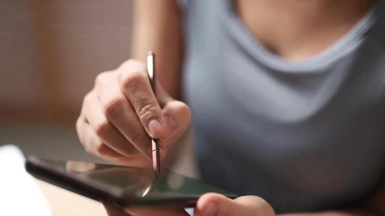 Sahtekarlık az, bu vicdansızlık Depremde ölen avukat diplomaları çetede