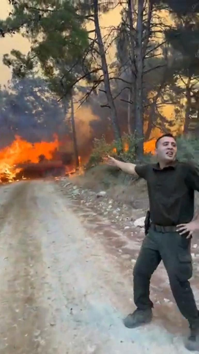 Yangın kapanında can pazarı: Çanakkalede itfaiye ekibi ölümden son anda kurtuldu