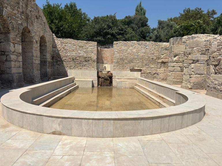 Tarihi Roma hamamında 1900 yıl sonra yeniden su aktı