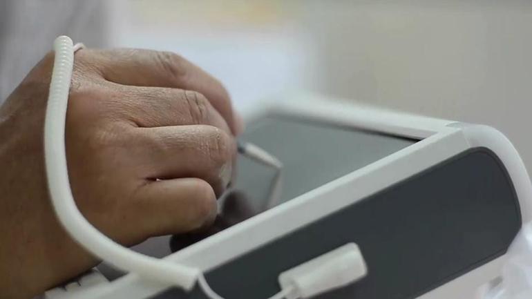 Doktorların e-imzasını kullandı, 8 kişiye yeşil reçeteli ilaç yazdı