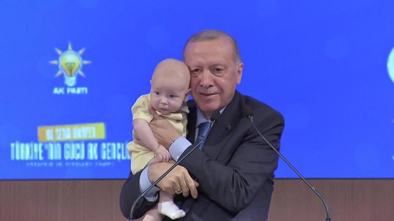 Cumhurbaşkanı Erdoğandan önemli açıklamalar: Partimize yarın katılımlar olacak