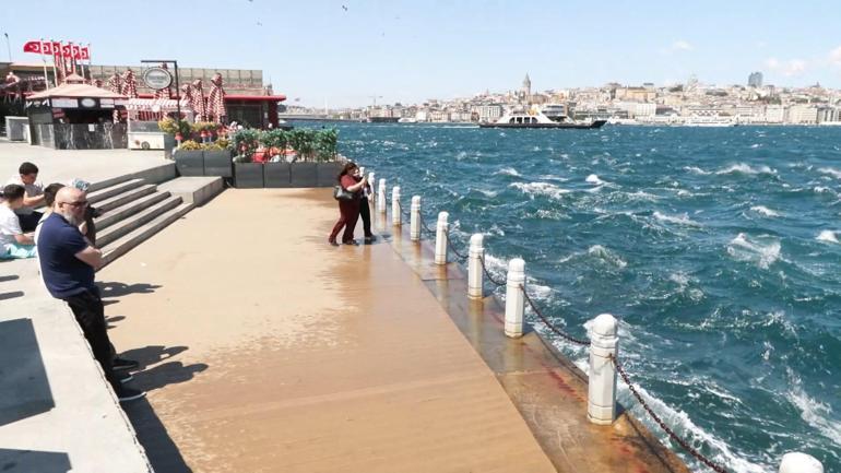 Son Dakika: İstanbulu fırtına vurdu: Etkisini artıracak Gülhane Parkı kapatıldı....