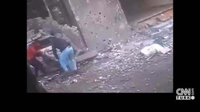 İsrail savaş uçakları, Gazzede su taşıyan kızı böyle hedef aldı