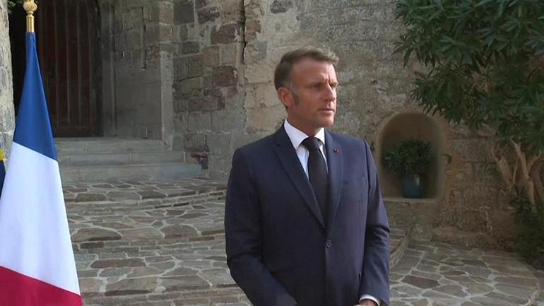 Macron’dan Putin açıklaması: Barış istemiyor