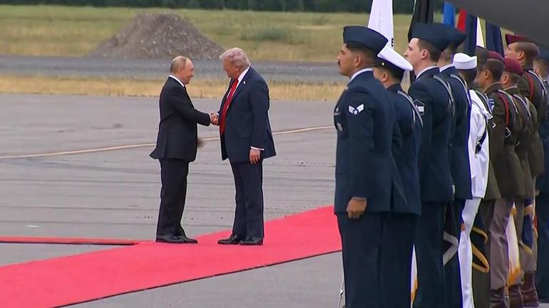 Macron’dan Putin açıklaması: Barış istemiyor