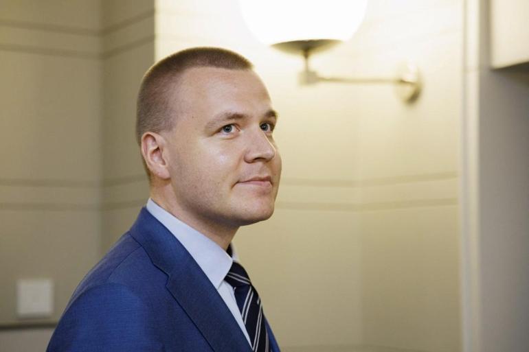 Finlandiya’yı sarsan haber: 30 yaşındaki milletvekili, parlamento binasında ölü bulundu: İntihar mı