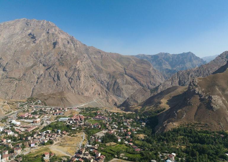 Yıllar sonra Hakkari kültür sanatla buluşuyor