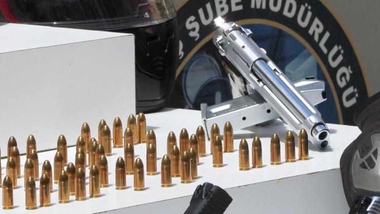 İstanbulda suç çetelerine darbe: 29 şüpheli gözaltında