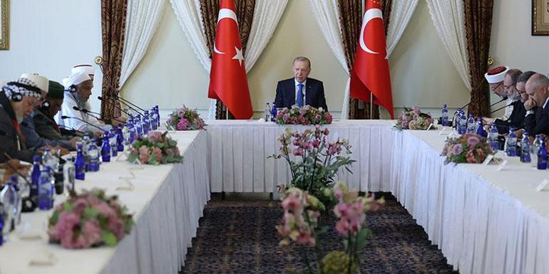 Cumhurbaşkanı Erdoğan, Dünya Müslüman Alimler Birliği Heyetini İstanbulda kabul etti