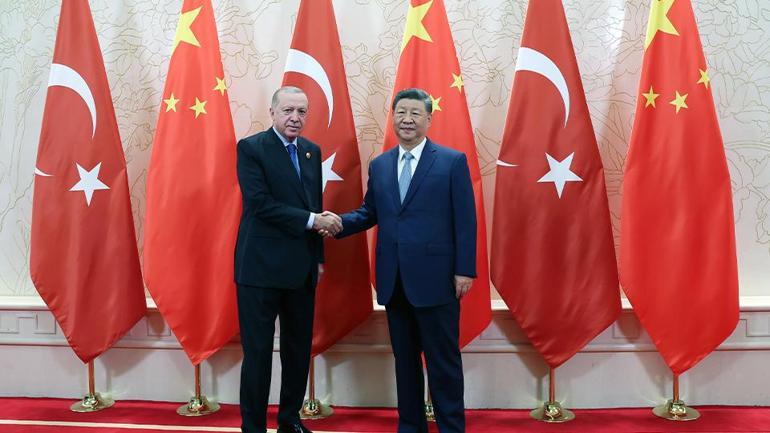 SON DAKİKA Cumhurbaşkanı Erdoğan Şangay Zirvesi için Çinde: Putine Türkiye daveti