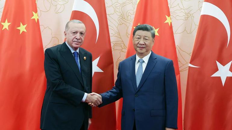 SON DAKİKA Cumhurbaşkanı Erdoğan Şangay Zirvesi için Çinde: Putine Türkiye daveti