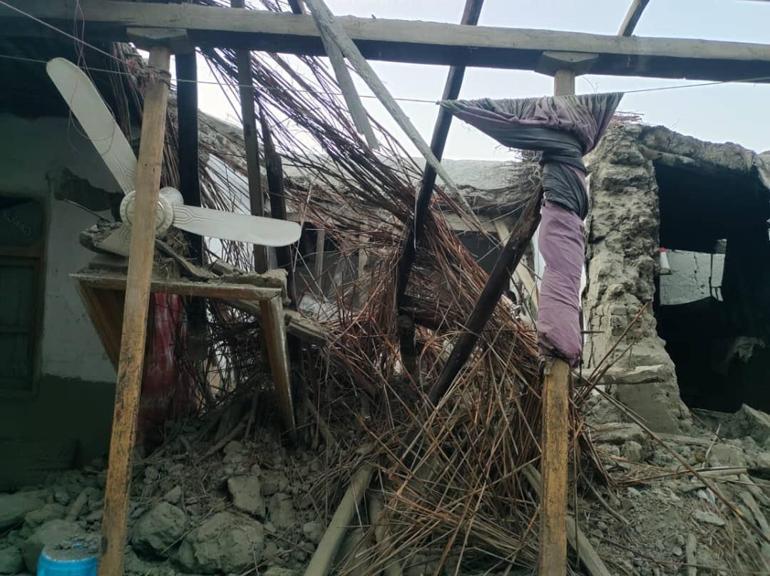 Son dakika haberi: Afganistanda 6 büyüklüğünde deprem: En az 250 kişi öldü