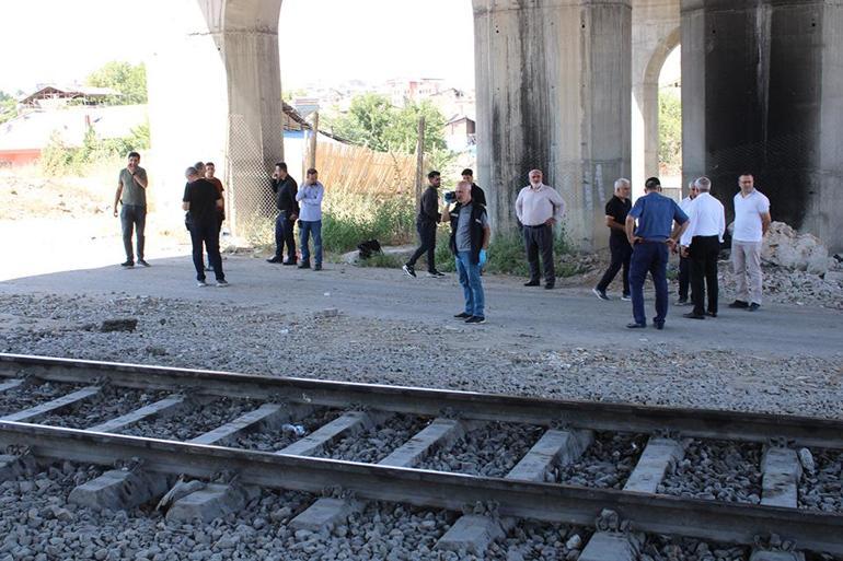 Malatyada yük treninin çarptığı yaya öldü