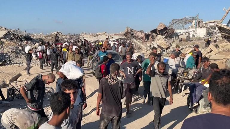 Gazze’de Açlık Alarmı: Saatlerce kuyruk, boş tencereler...