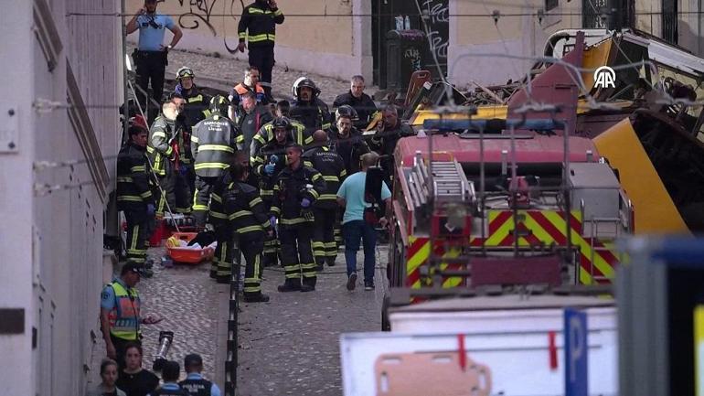 Portekizde tramvay kazası: 15 ölü