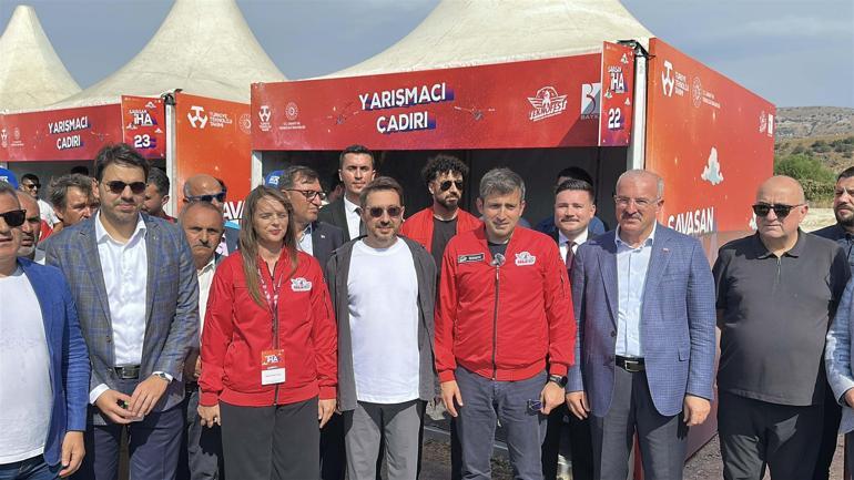 Selçuk Bayraktar: Türkiye complet indépendant et prospère va construire la Turquie ici