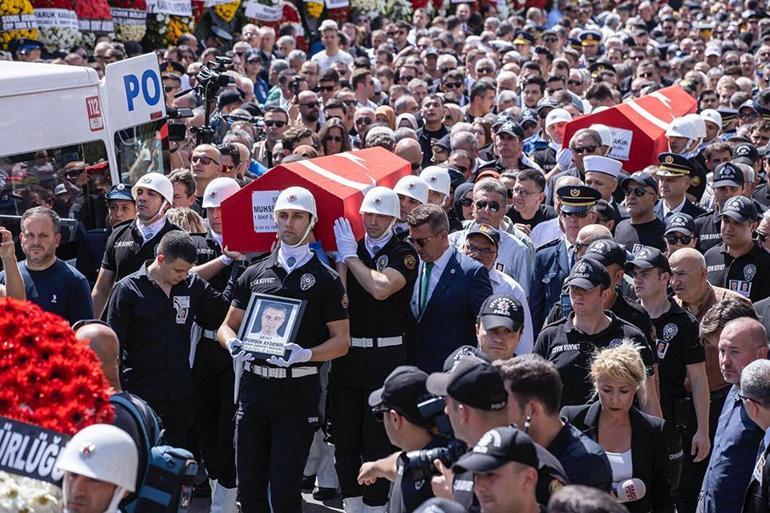 SON DAKİKA... İzmirde şehit polisler son yolculuğuna uğurlandı