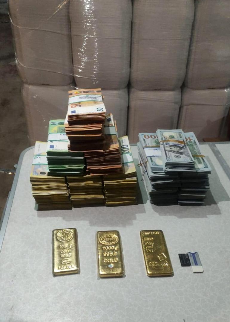 Manavgat Belediyesi’ne yönelik rüşvet soruşturması | Kilolarca altın, yüz binlerce euro ve dolar