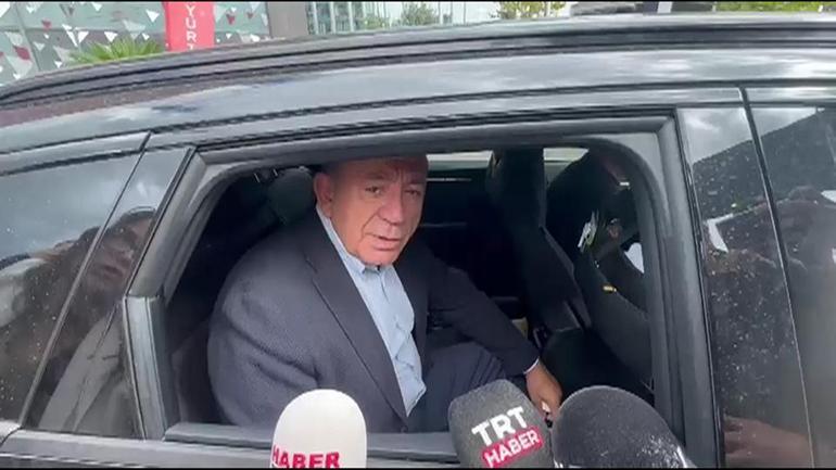 CHPde bina tartışması devam ediyor... Tekinin Abi kardeş gibiyiz sözlerine Özelden dikkat çeken yanıt