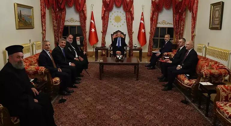 Cumhurbaşkanı Erdoğan, Kudüs Rum Ortodoks Patriği Giannopoulosu Dolmabahçede kabul etti
