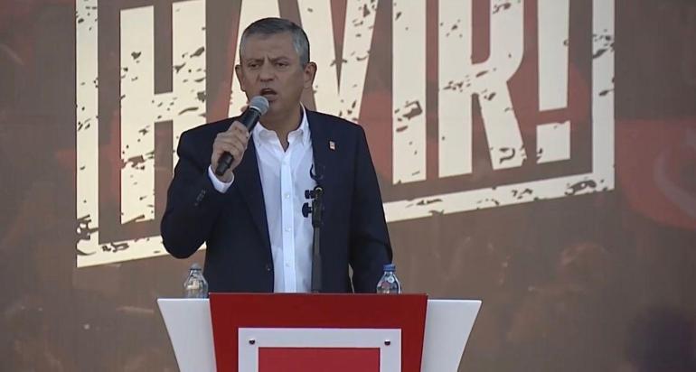 Özgür Özel Ankaradaki mitingde konuştu: Geri adım görmeyeceksiniz