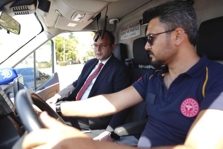 İstanbulda sürücüler artık bu anonsu radyodan duyacak: Lütfen ambulansa yol verin