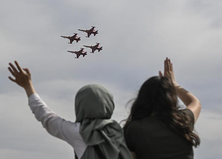 İstanbulda TEKNOFEST heyecanı: 13. kez düzenlenen festival 21 Eylüle kadar sürecek