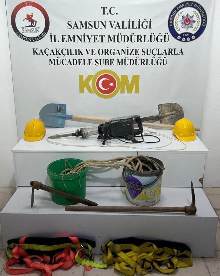 Define rüyası pahalıya patladı: Evlerinin altına 12 metrelik tünel kazan anne ile oğlu yakalandı