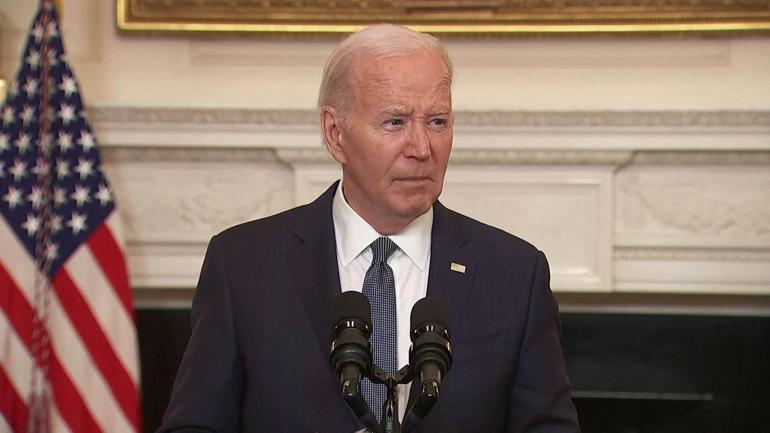 Trump Afganistan’daki üssü geri istiyor