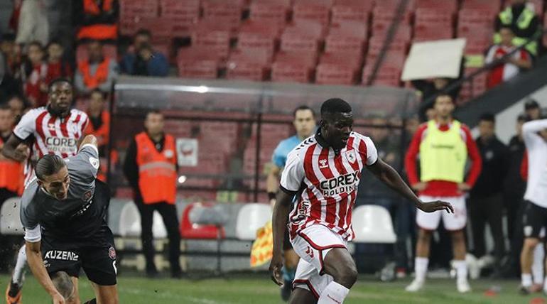Samsunspor geri döndü, Fatih Karagümrük’ten 3 puanı aldı