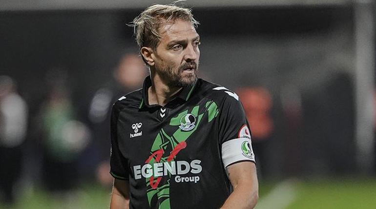 Sakaryaspor açıkladı Caner Erkin ve Burak Altıparmak kararı…