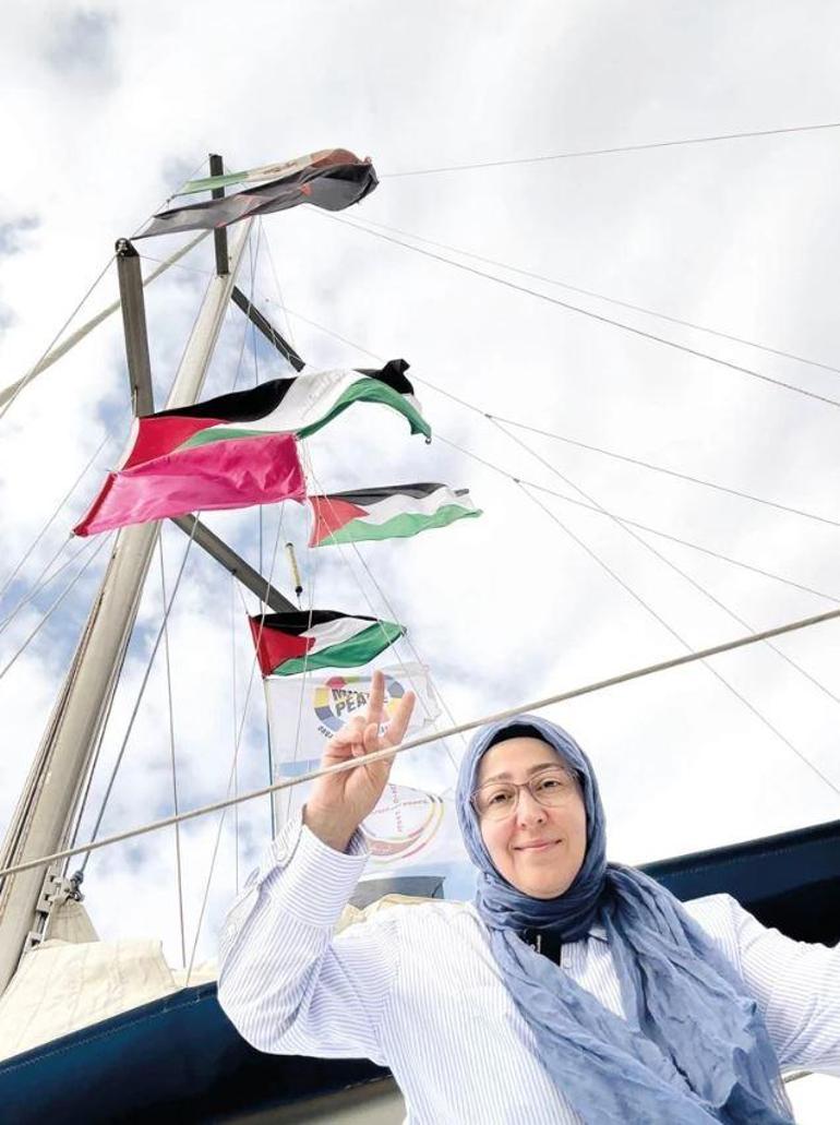 Aktivistler ölümcül yolculuğu anlatıyor: “Ters kelepçe eğitimi aldık” | SUMUD FİLOSU KIRMIZI BÖLGEYE GİRİYOR