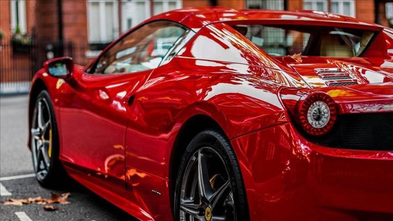 Maliye bu plakalı Ferrarilerin peşine düştü Mercek altındalar...
