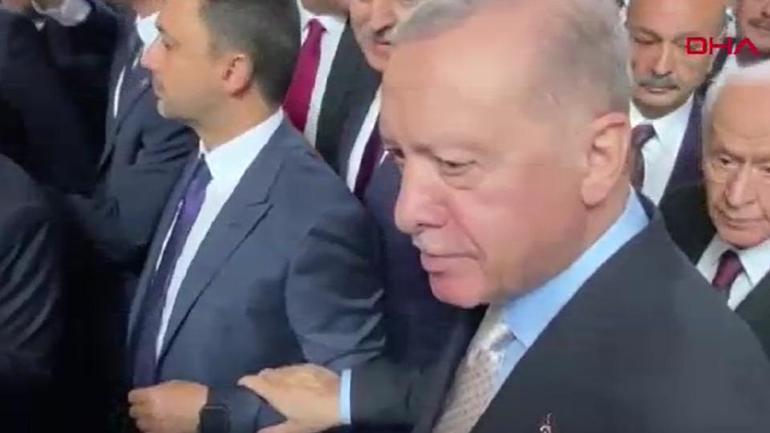 Ankara bu kareyi konuşuyor: Cumhurbaşkanı Erdoğan, TBMMde siyasi parti liderleriyle görüştü