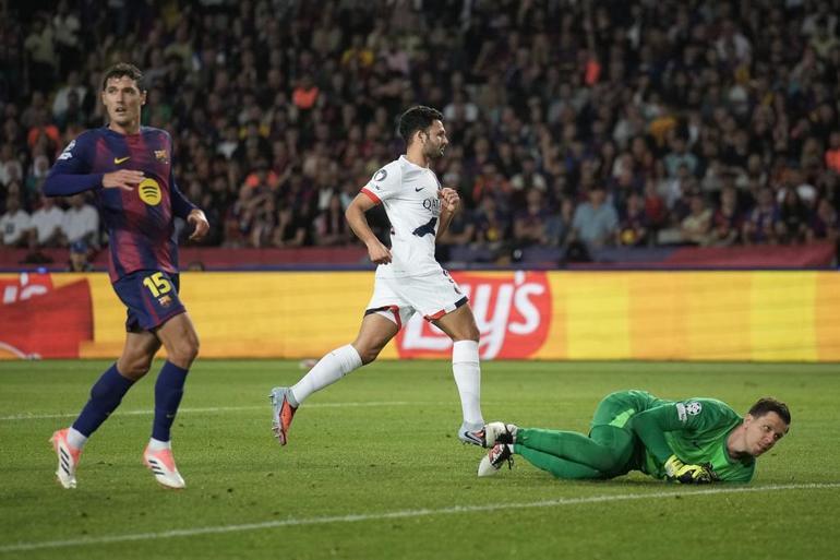 PSG, Barcelonayı son dakikada yıktı İşte Şampiyonlar Liginde gecenin sonuçları...