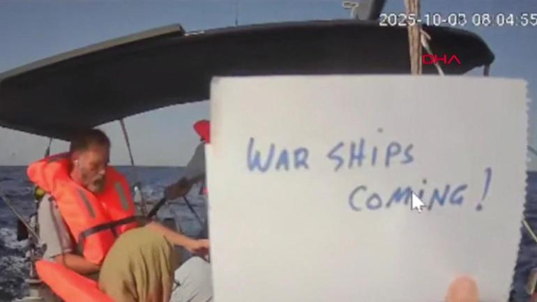 Filodaki son gemi Marinette İsrail baskınına uğradı İşte son görüntüler...