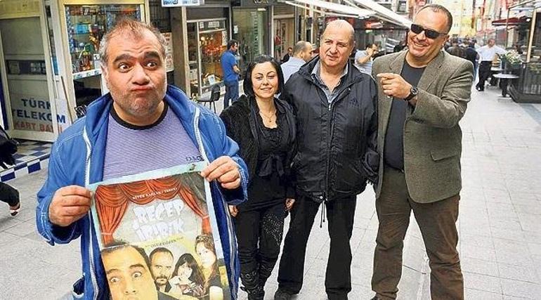 Recep Bülbülses öldü mü Yeşilçamın emektar isimlerinden Recep Bülbülses kimdir, kaç yaşındaydı Onur Akay duyurdu
