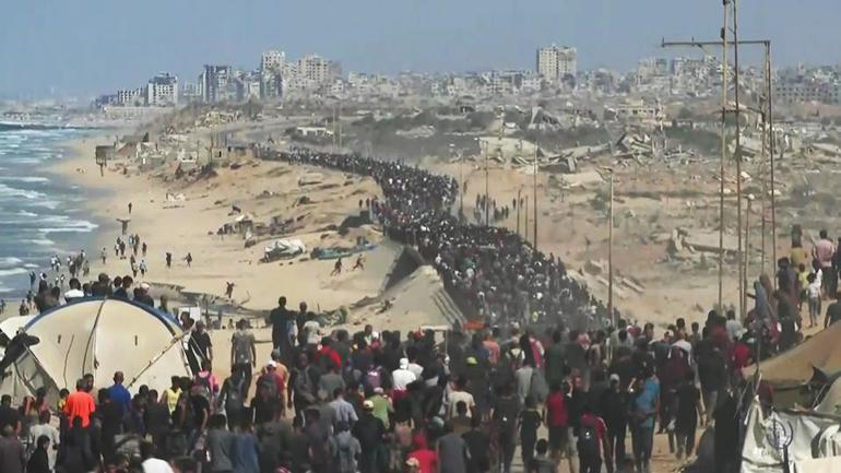 Tarihi anlar CNN TÜRKte Akın akın Gazze’ye dönüyorlar...