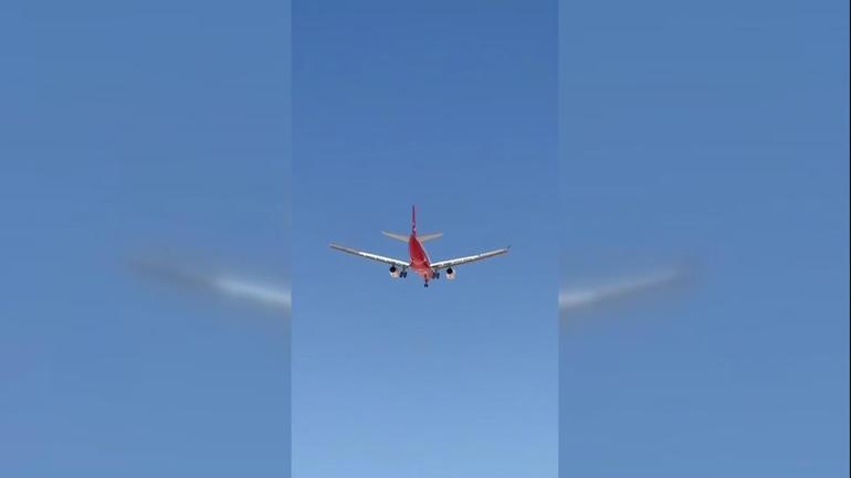 Cumhurbaşkanı Erdoğanın uçağı pisti neden pas geçti